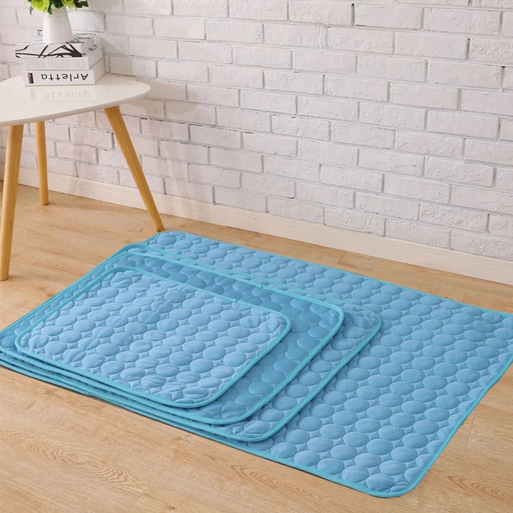 Cooling Mat for Pets - Moisture-Resistant Ice Silk Mattress Cushion for Dogs and Cats, Available in Five Sizes