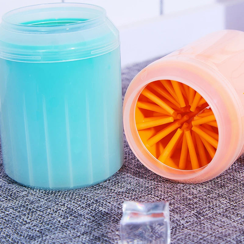 Revolutionary Soft Silicone Dog Paw Cleaner Cup - Your Ultimate Portable Solution for Clean Paws After Outdoor Adventures